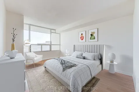 11 Townsgate Drive Vaughan ON L4J 8G4