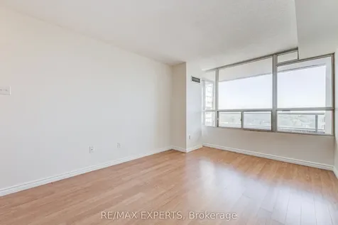 11 Townsgate Drive Vaughan ON L4J 8G4