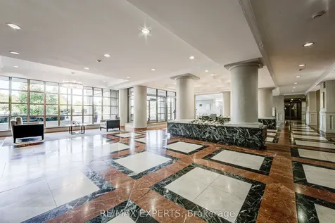 11 Townsgate Drive Vaughan ON L4J 8G4