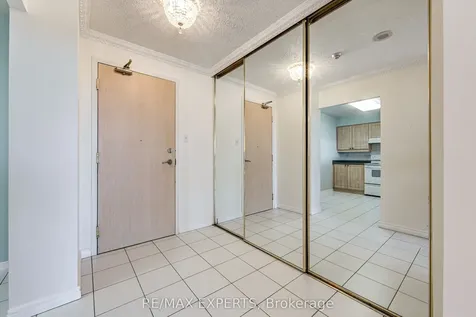 11 Townsgate Drive Vaughan ON L4J 8G4
