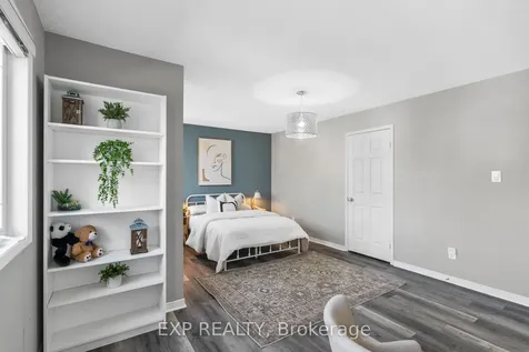 18 Fox Run Lane Bradford West Gwillimbury ON L3Z 2Z3