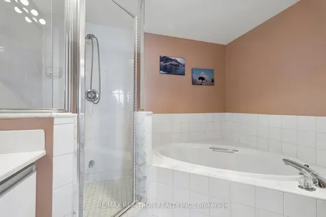 110 Promenade Circle Vaughan ON L4J 7W8