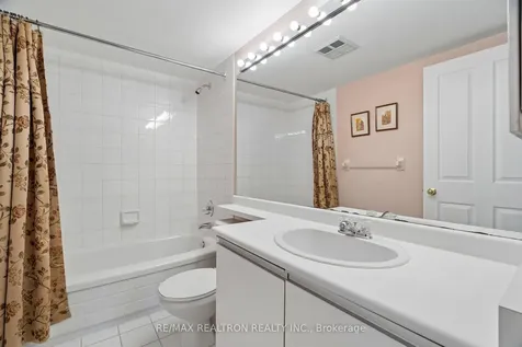 110 Promenade Circle Vaughan ON L4J 7W8