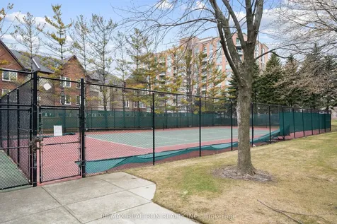 110 Promenade Circle Vaughan ON L4J 7W8