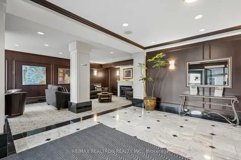 110 Promenade Circle Vaughan ON L4J 7W8