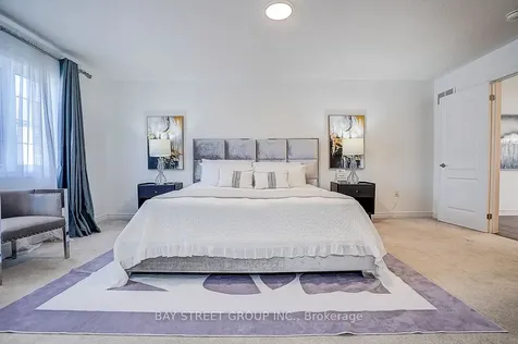 713 Dillman Avenue Newmarket ON L3X 0J8