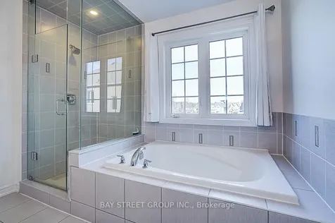713 Dillman Avenue Newmarket ON L3X 0J8
