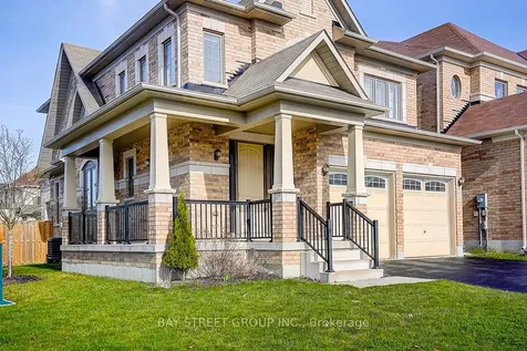 713 Dillman Avenue Newmarket ON L3X 0J8
