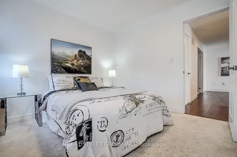713 Dillman Avenue Newmarket ON L3X 0J8