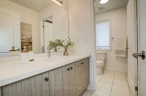 713 Dillman Avenue Newmarket ON L3X 0J8