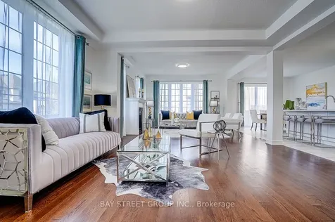 713 Dillman Avenue Newmarket ON L3X 0J8