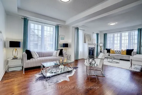 713 Dillman Avenue Newmarket ON L3X 0J8