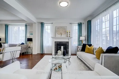 713 Dillman Avenue Newmarket ON L3X 0J8