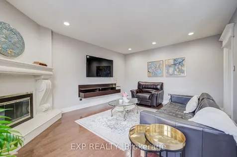 372 Greenock Drive Vaughan ON L6A 1M5