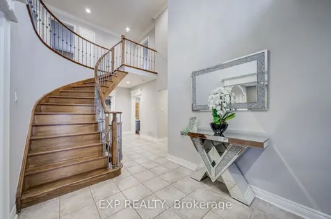 372 Greenock Drive Vaughan ON L6A 1M5