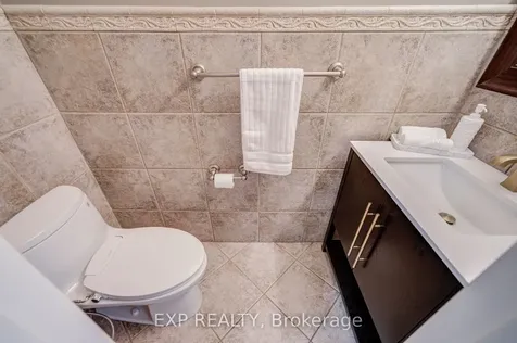 372 Greenock Drive Vaughan ON L6A 1M5