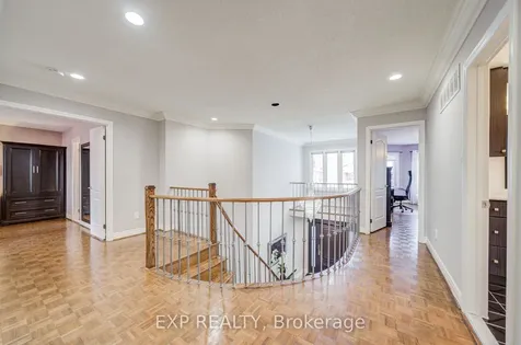 372 Greenock Drive Vaughan ON L6A 1M5