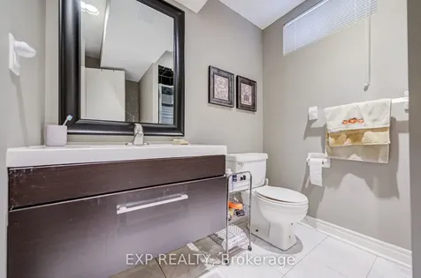 372 Greenock Drive Vaughan ON L6A 1M5