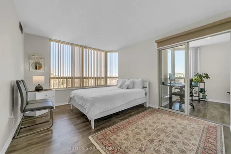 175 Cedar Avenue Richmond Hill ON L4C 9V3