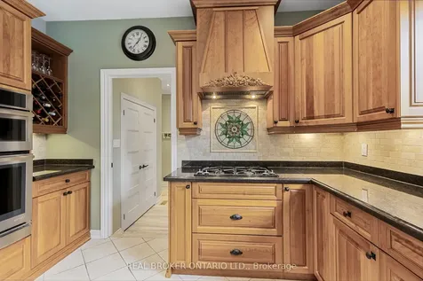 100 Colonel Wayling Boulevard East Gwillimbury ON L0G 1V0