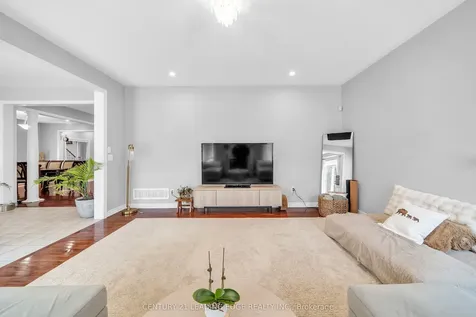 13 Forestbrook Drive Markham ON L6B 0E4