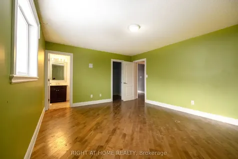1215 Lowrie Street Innisfil ON L9S 0E5