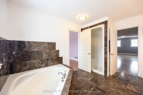 1215 Lowrie Street Innisfil ON L9S 0E5