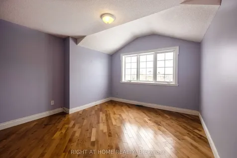 1215 Lowrie Street Innisfil ON L9S 0E5