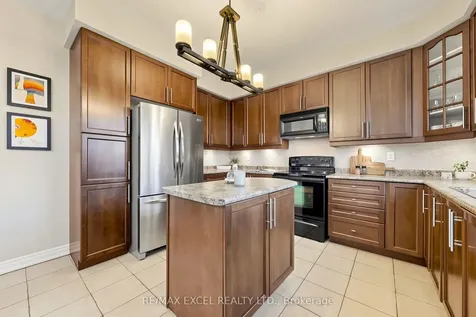 9 Evaridge Drive Markham ON L6B 1E9