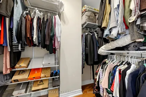 9 Evaridge Drive Markham ON L6B 1E9