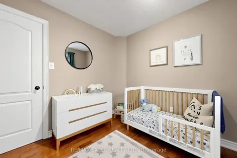 9 Evaridge Drive Markham ON L6B 1E9