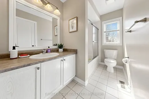 9 Evaridge Drive Markham ON L6B 1E9