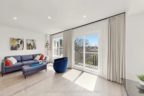 52 Brandy Lane Way Newmarket ON L3Y 8P7