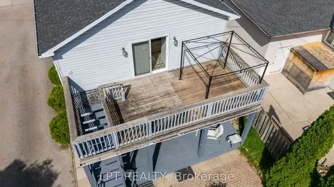 6823 Main Street Whitchurch-stouffville ON L4A 7G4