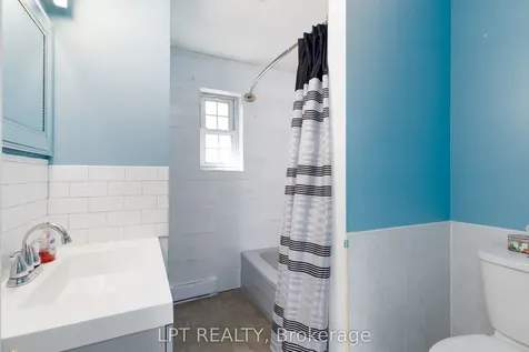 6823 Main Street Whitchurch-stouffville ON L4A 7G4