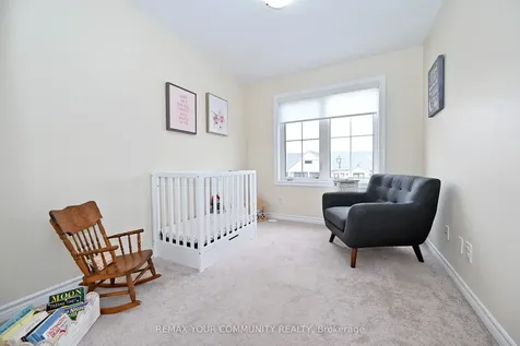 39 Blackpool Lane East Gwillimbury ON L9N 0R7