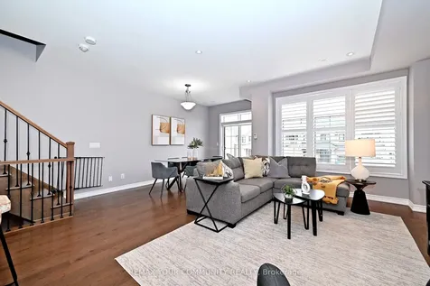 39 Blackpool Lane East Gwillimbury ON L9N 0R7