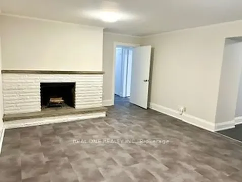 54 Leisure Lane Richmond Hill ON L4C 4X1