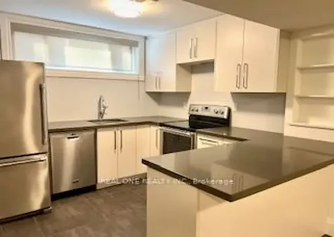 54 Leisure Lane Richmond Hill ON L4C 4X1