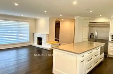 54 Leisure Lane Richmond Hill ON L4C 4X1
