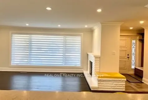 54 Leisure Lane Richmond Hill ON L4C 4X1