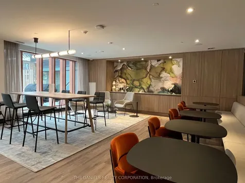 8 Beverley Glen Boulevard Vaughan ON L4J 0L5