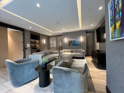 8 Beverley Glen Boulevard Vaughan ON L4J 0L5