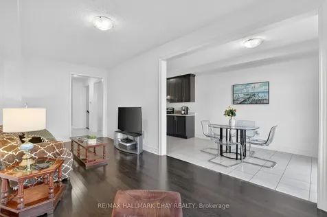 62 Fortis Crescent Bradford West Gwillimbury ON L3Z 0W2
