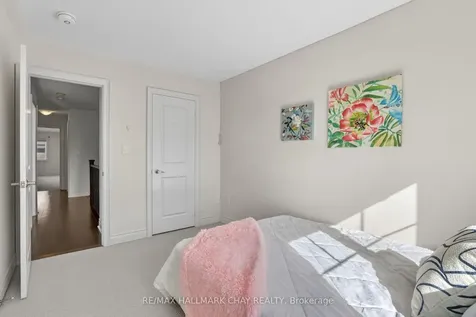 62 Fortis Crescent Bradford West Gwillimbury ON L3Z 0W2