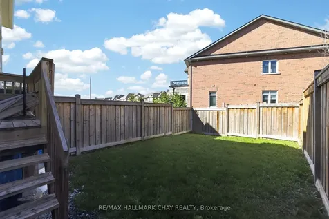 62 Fortis Crescent Bradford West Gwillimbury ON L3Z 0W2