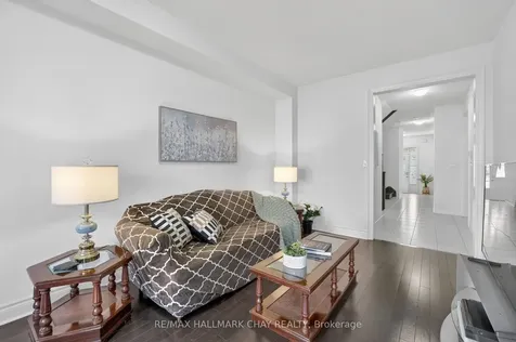 62 Fortis Crescent Bradford West Gwillimbury ON L3Z 0W2