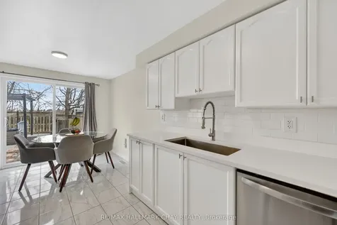 2057 Osbond Road Innisfil ON L9S 0B6