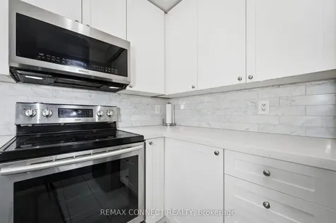 11121 Yonge Street Richmond Hill ON L4C 0S7