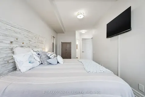 11121 Yonge Street Richmond Hill ON L4C 0S7